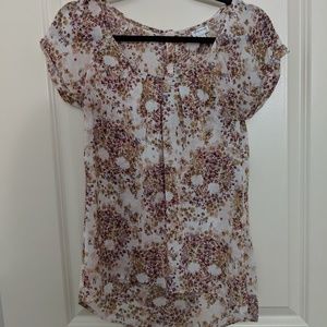 Dynamite floral blouse